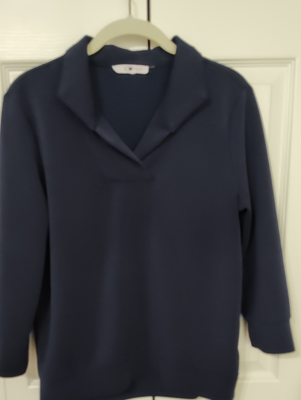 Cable and Gauge sport Navy Women's Collar V-Neck Sweater
